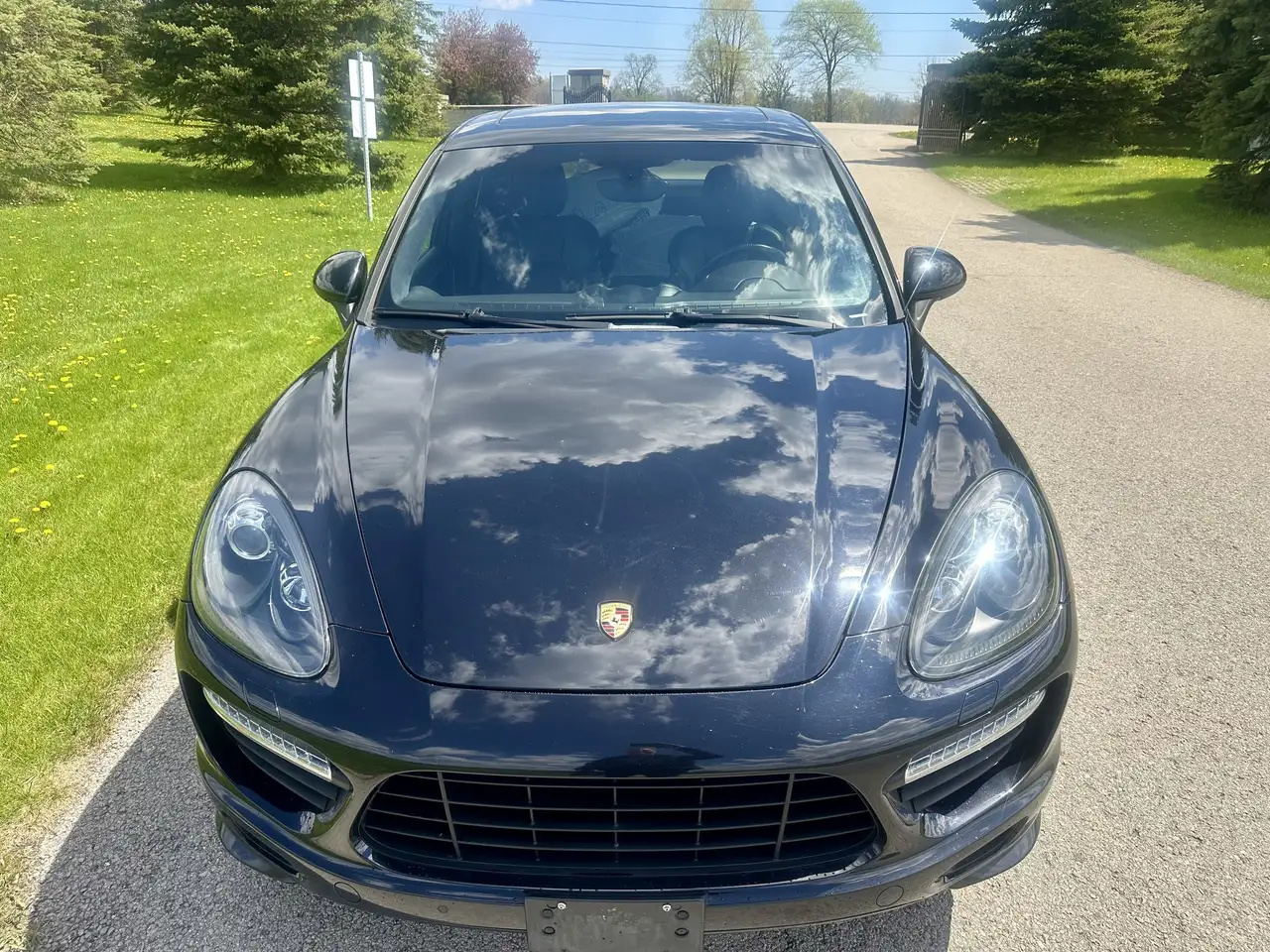 Porsche Cayenne снимка Porsche Cayenne