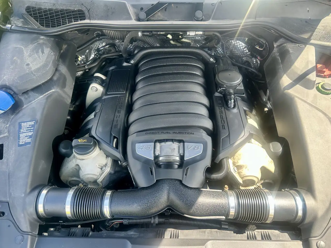 Porsche Cayenne снимка Porsche Cayenne