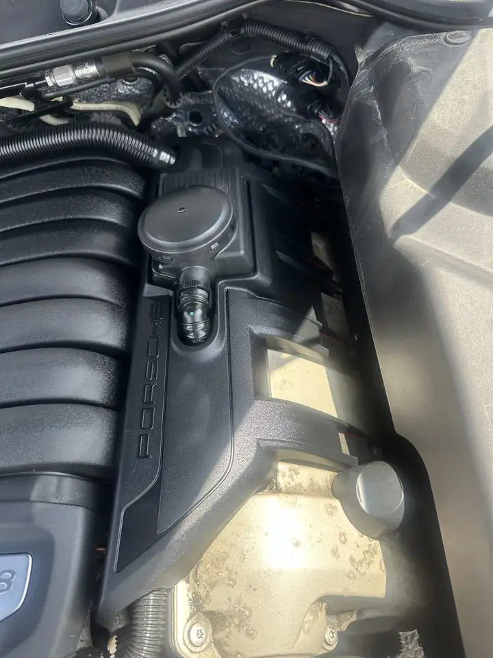 Porsche Cayenne снимка Porsche Cayenne