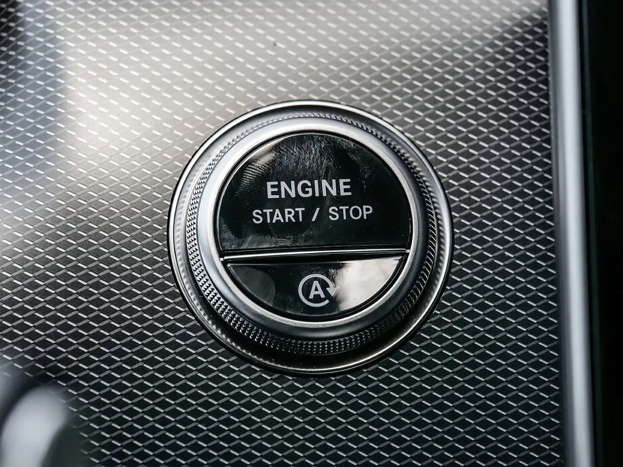 Mercedes-Benz CLE снимка Mercedes-Benz CLE