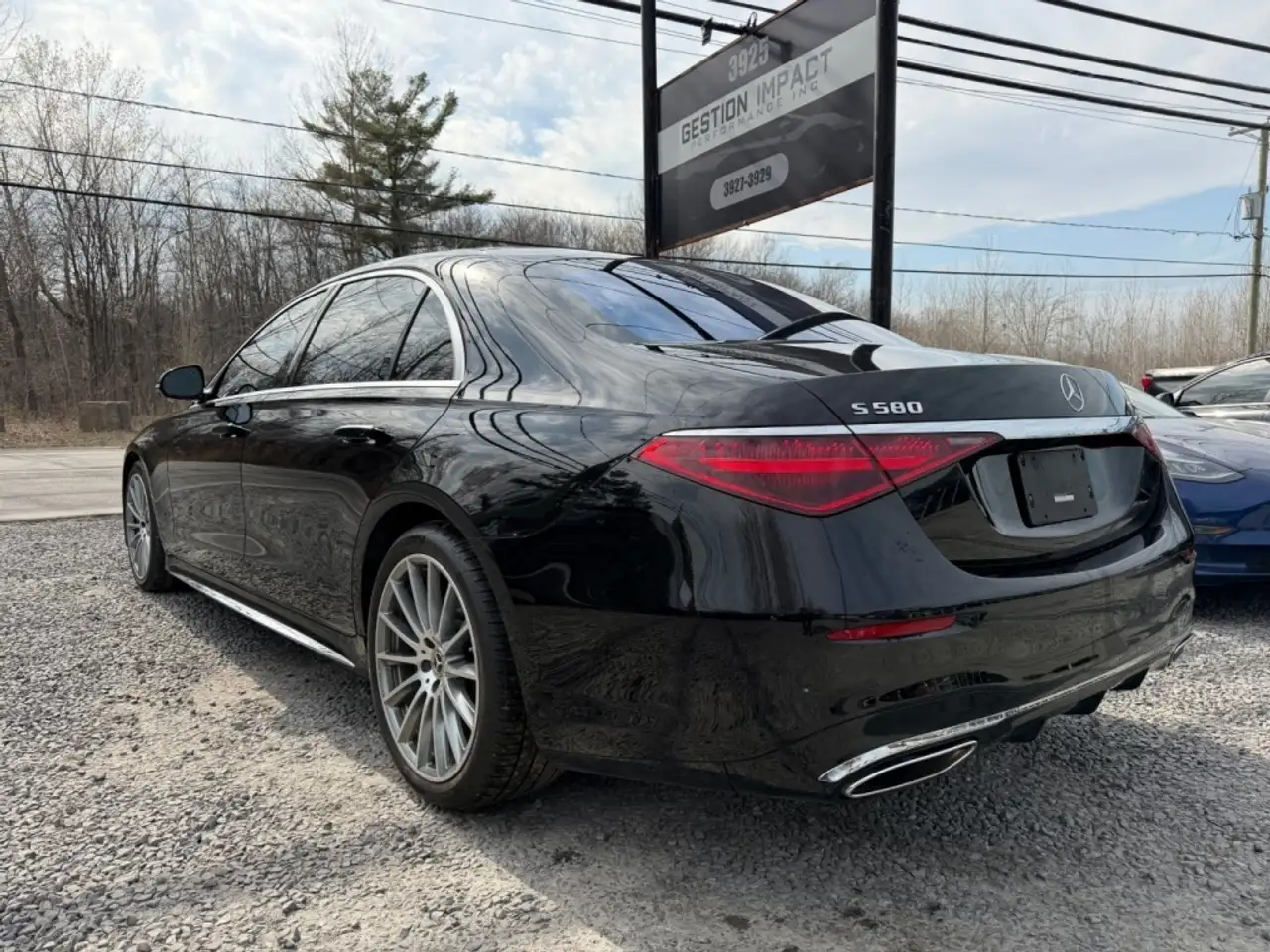 Mercedes-Benz S-Class снимка Mercedes-Benz S-Class