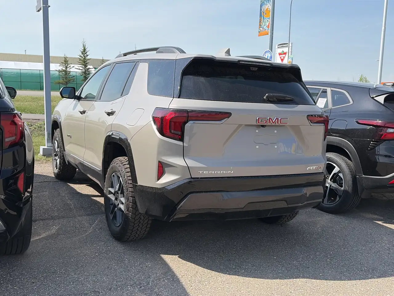GMC Terrain photo GMC Terrain