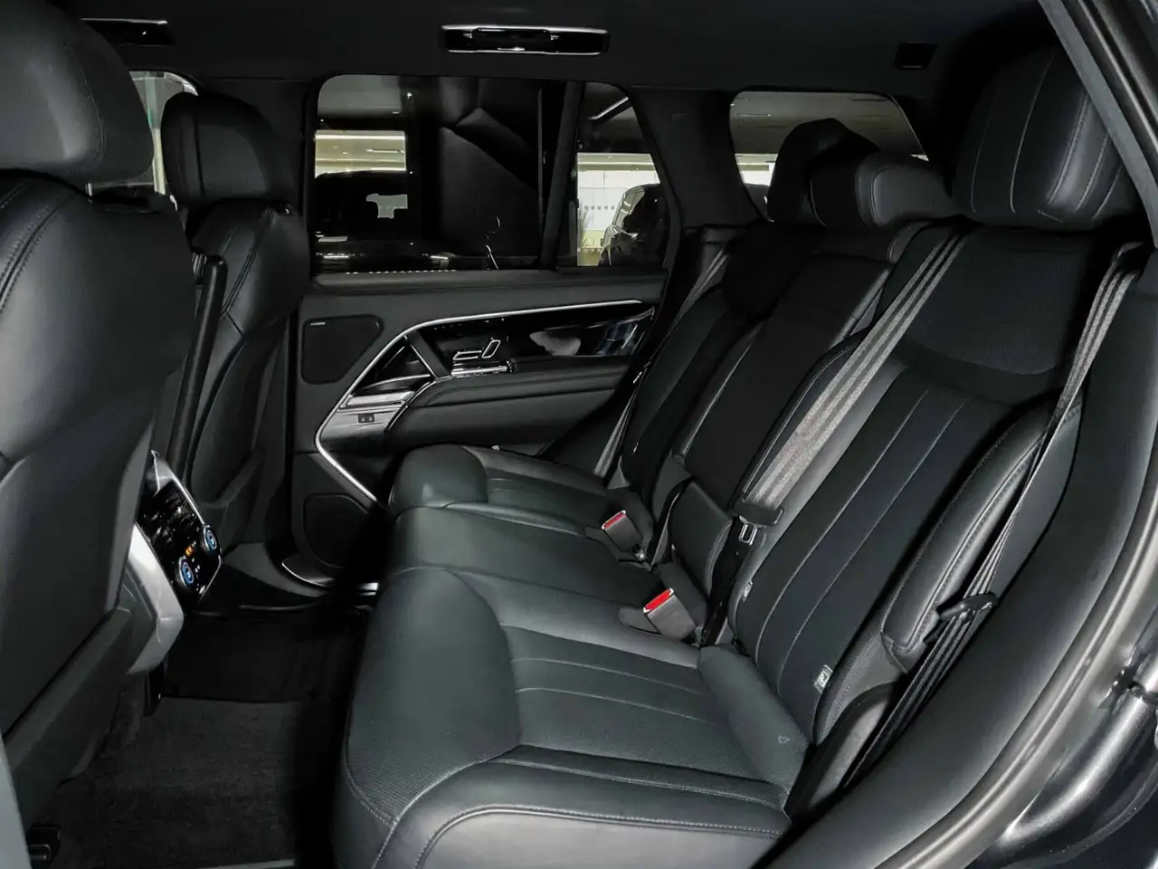 Land Rover Range Rover снимка Land Rover Range Rover