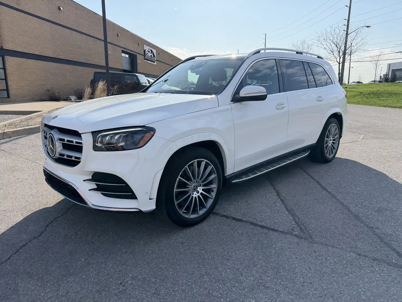 Mercedes-Benz GLS снимка Mercedes-Benz GLS