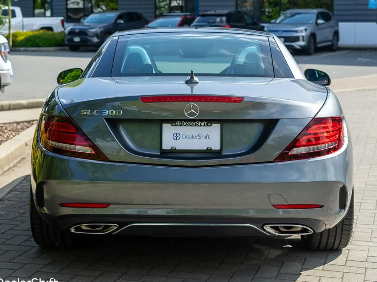 Mercedes-Benz SLC снимка Mercedes-Benz SLC
