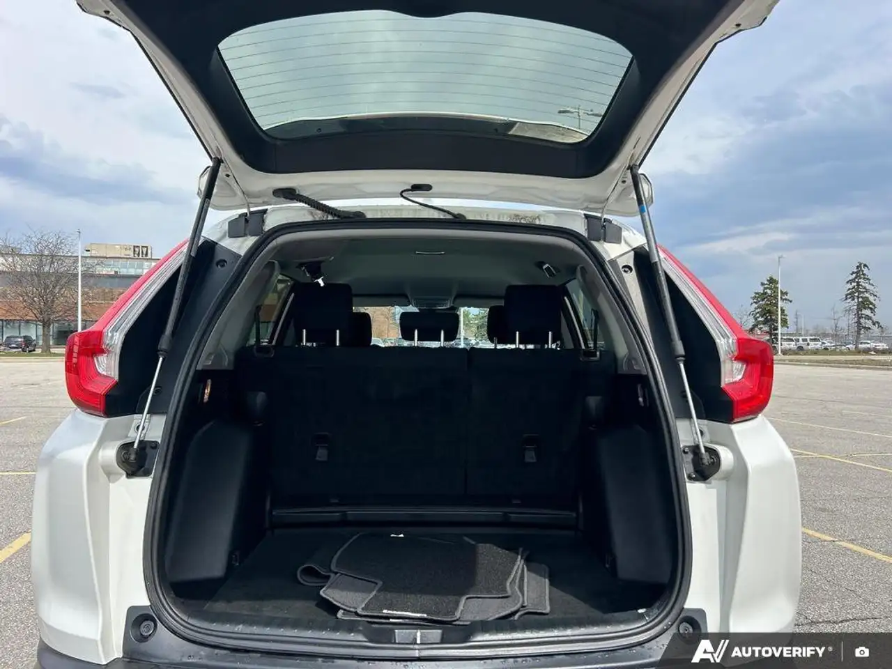 Honda CR-V снимка Honda CR-V