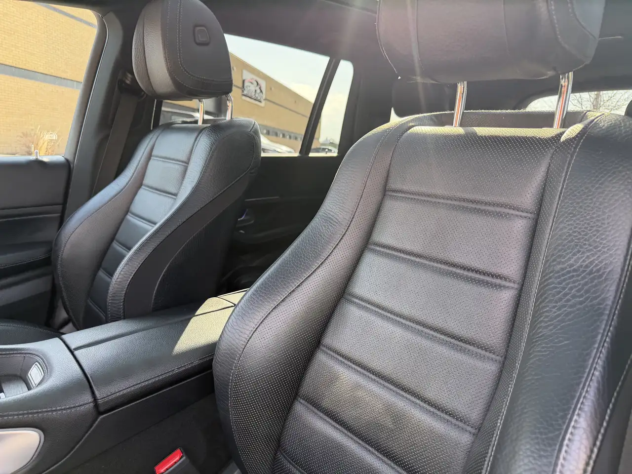 Mercedes-Benz GLS снимка Mercedes-Benz GLS