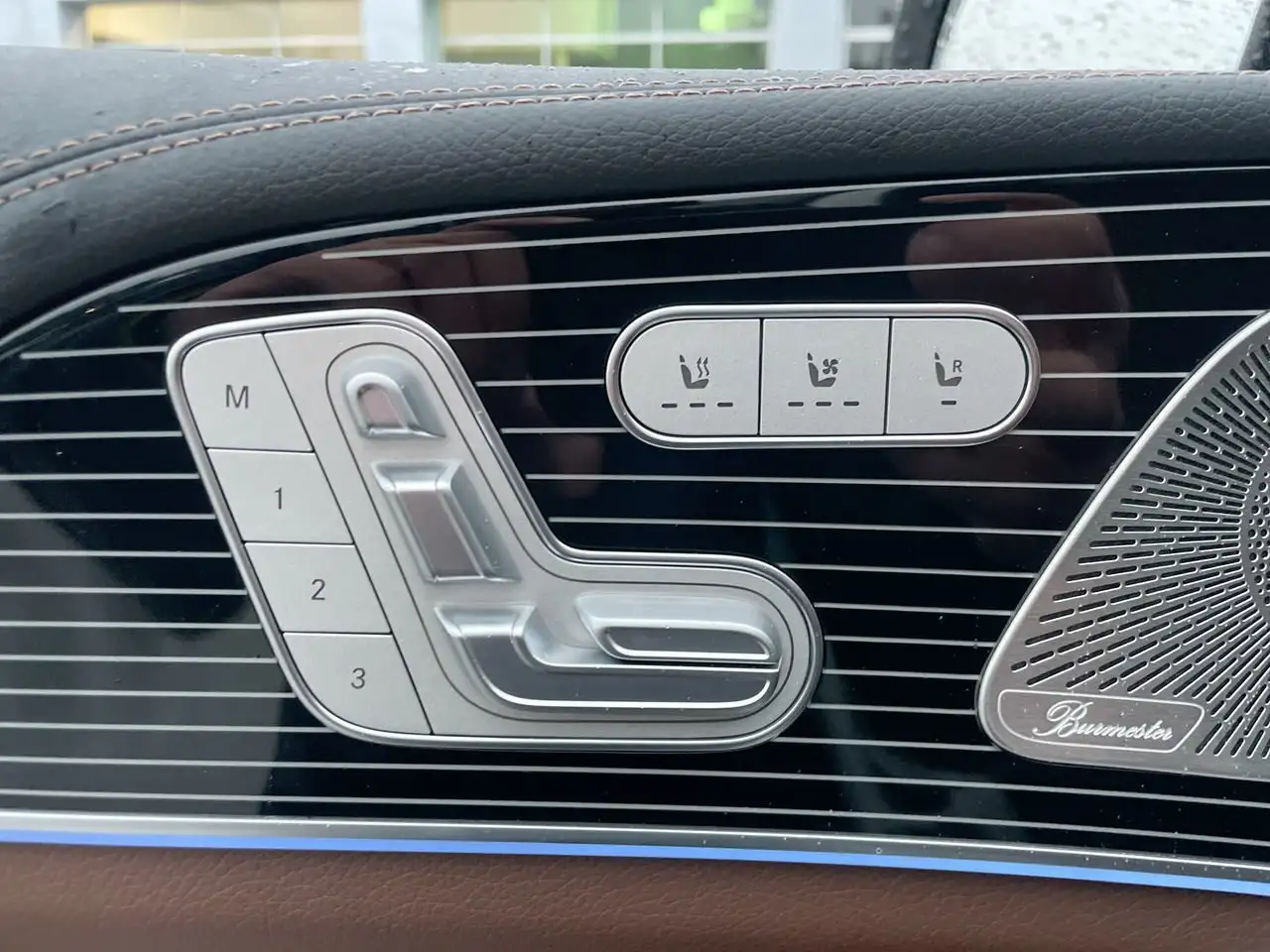 Mercedes-Benz GLS снимка Mercedes-Benz GLS