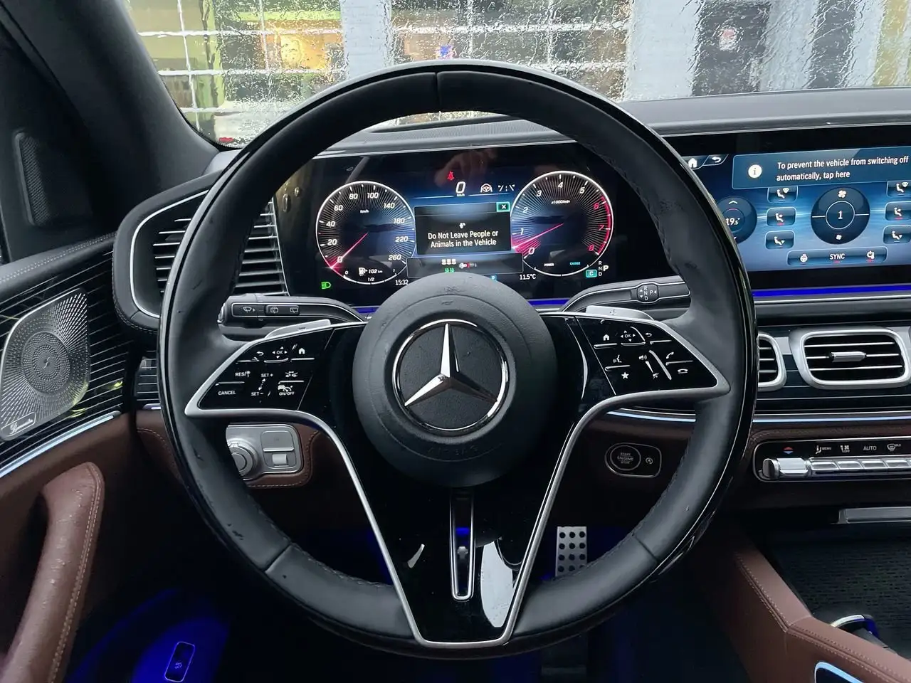 Mercedes-Benz GLS снимка Mercedes-Benz GLS