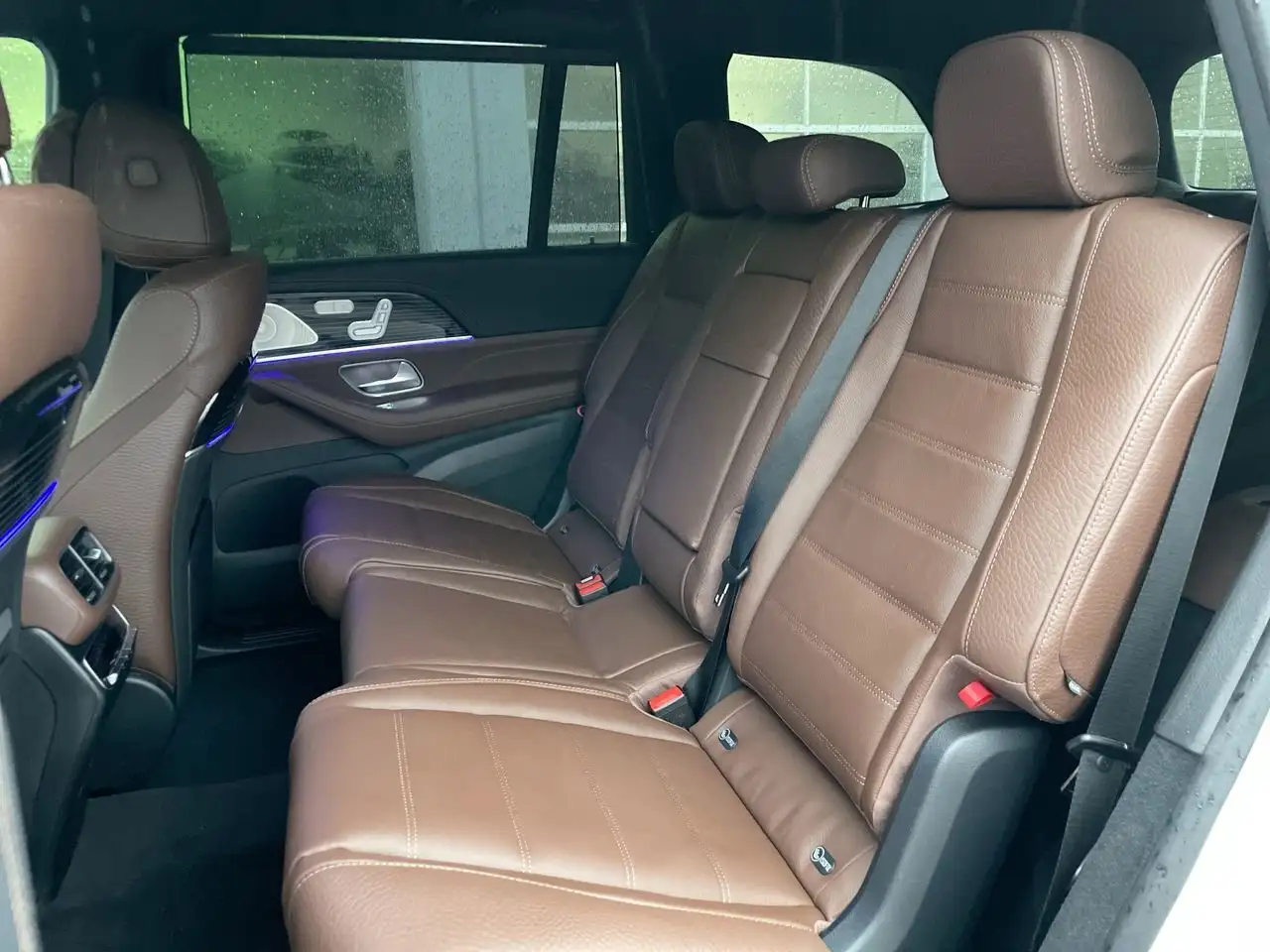 Mercedes-Benz GLS снимка Mercedes-Benz GLS