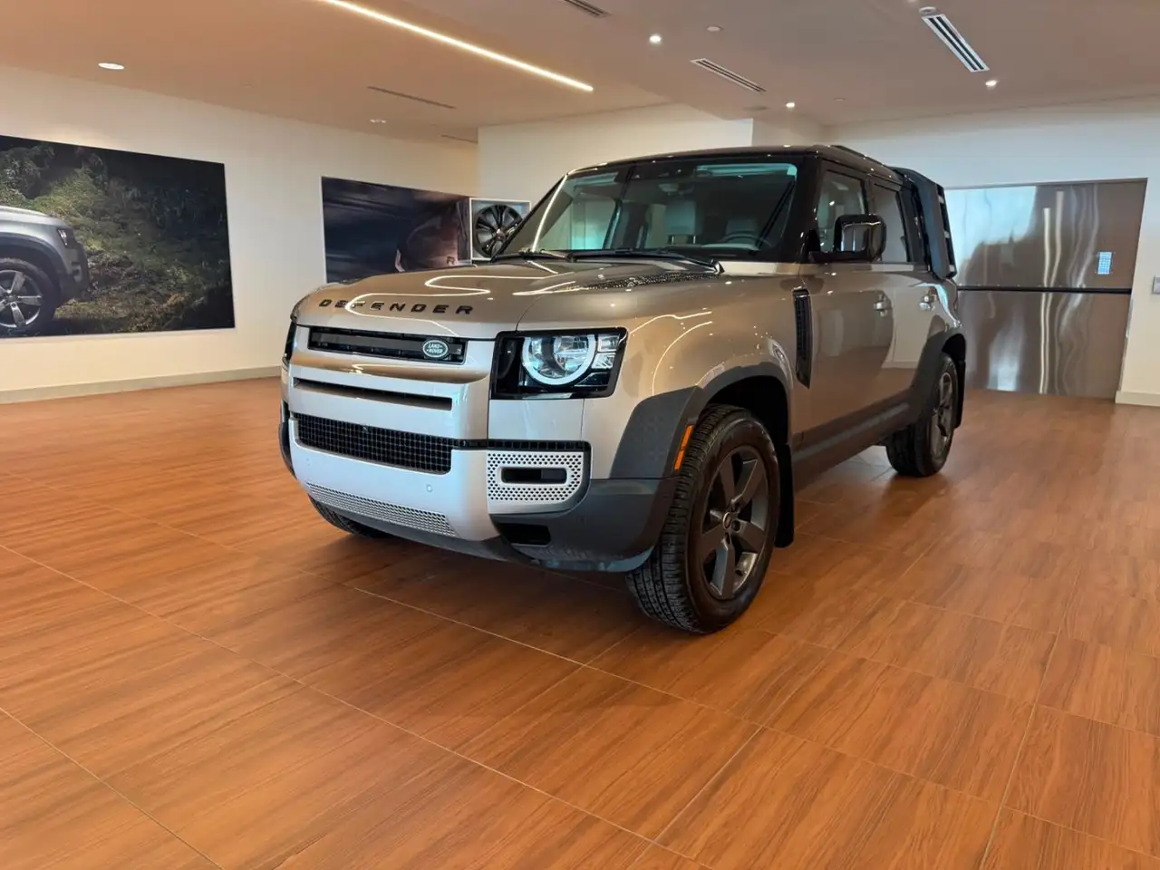 2023 Land Rover Defender