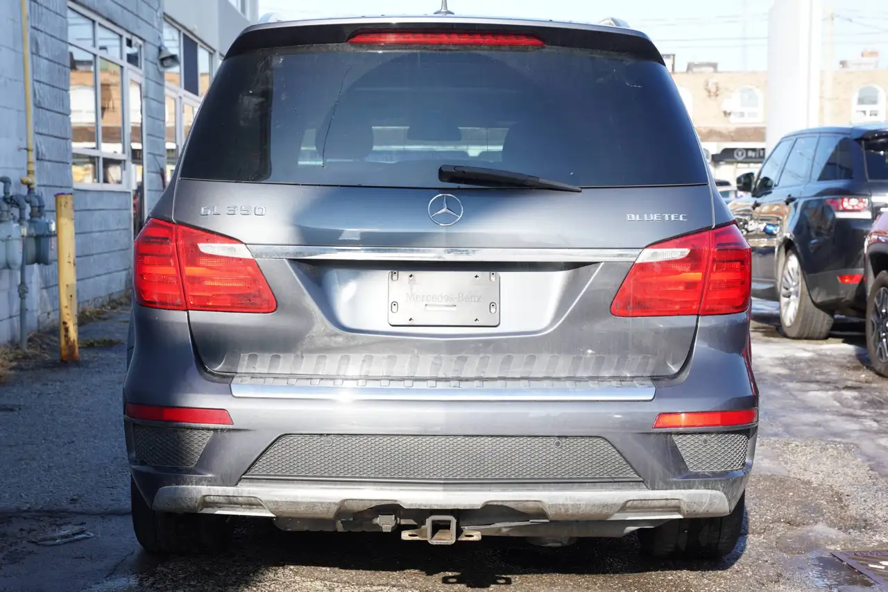 Mercedes-Benz GL-Class снимка Mercedes-Benz GL-Class