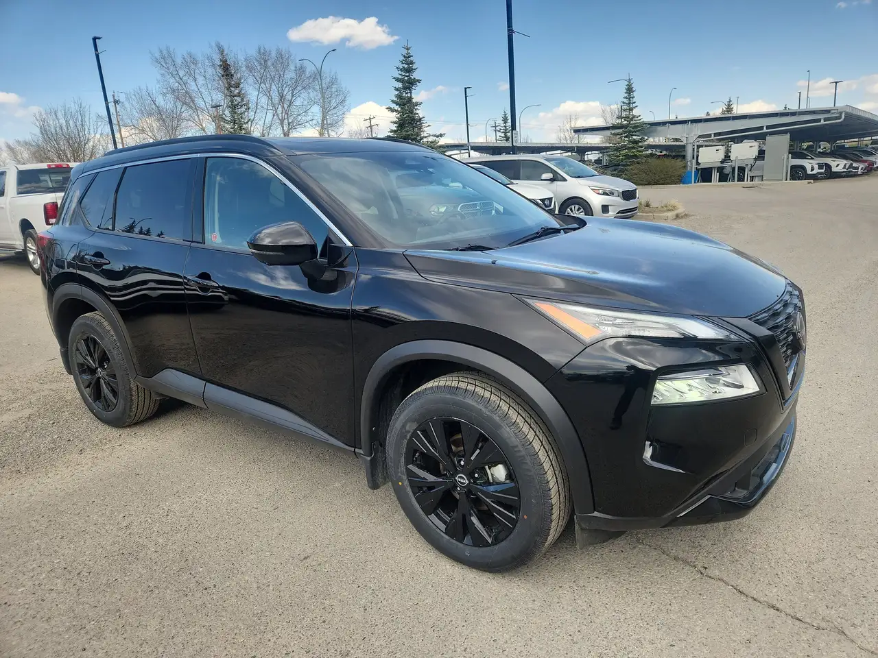 Nissan Rogue fotografie Nissan Rogue