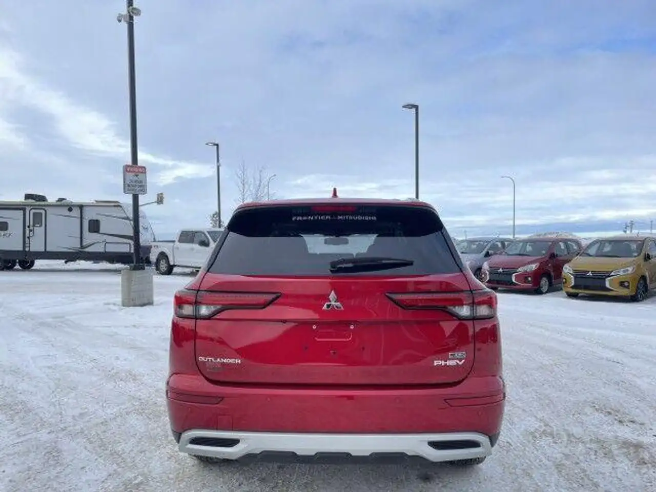 Mitsubishi Outlander снимка Mitsubishi Outlander
