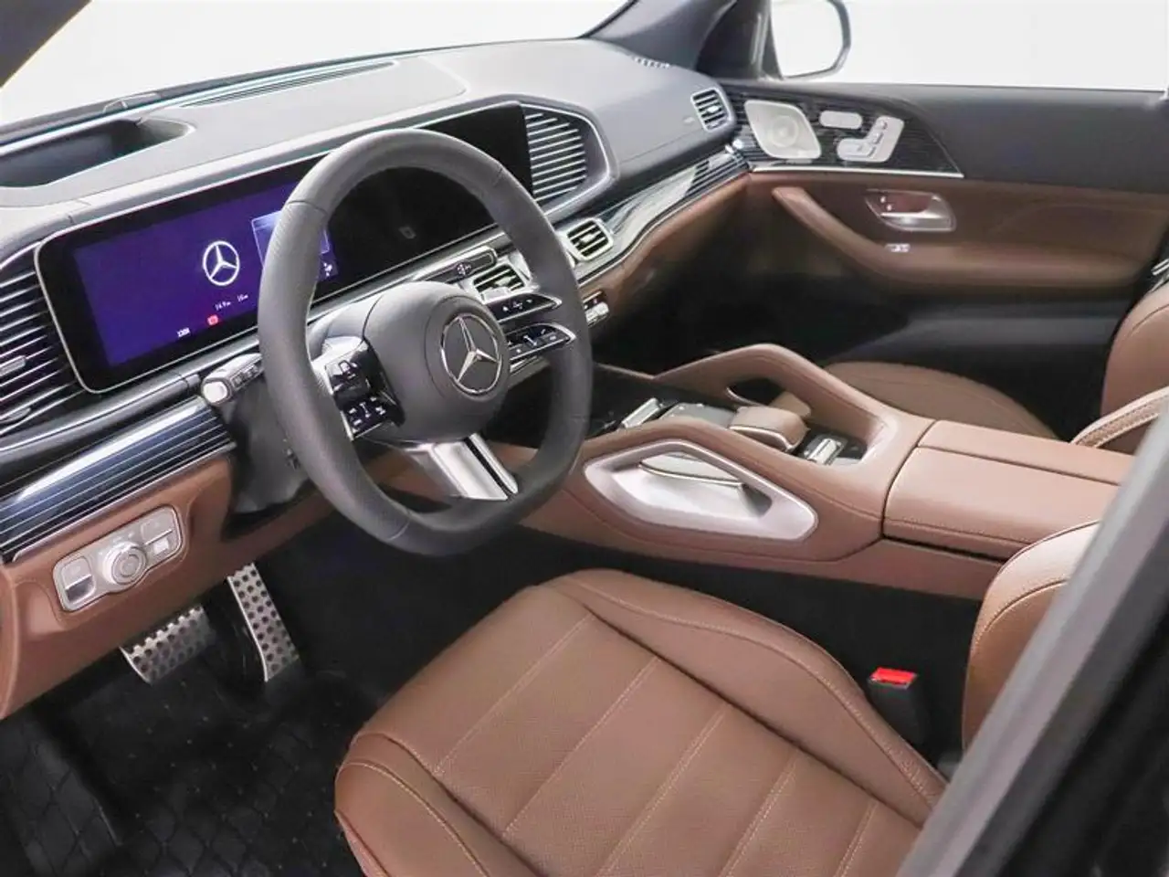 Mercedes-Benz GLS снимка Mercedes-Benz GLS