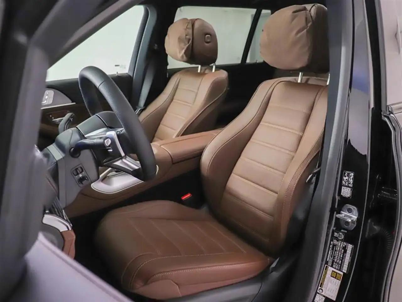 Mercedes-Benz GLS снимка Mercedes-Benz GLS
