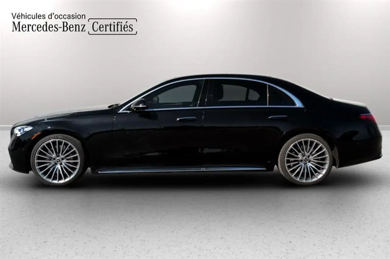 Mercedes-Benz S-Class снимка Mercedes-Benz S-Class