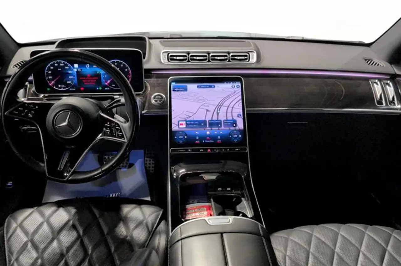Mercedes-Benz S-Class снимка Mercedes-Benz S-Class