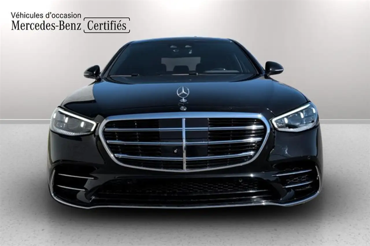 Mercedes-Benz S-Class снимка Mercedes-Benz S-Class
