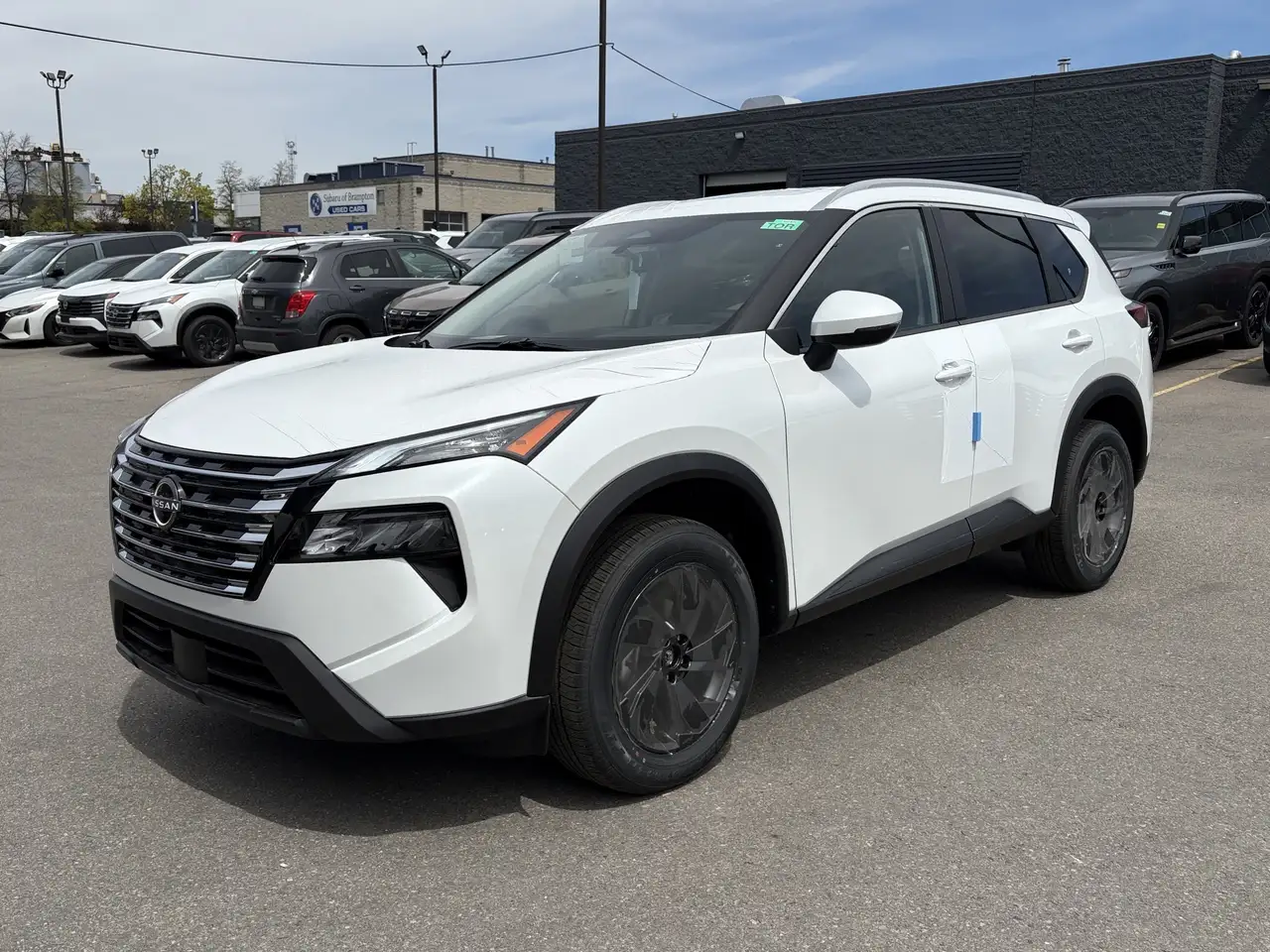 Nissan Rogue снимка Nissan Rogue