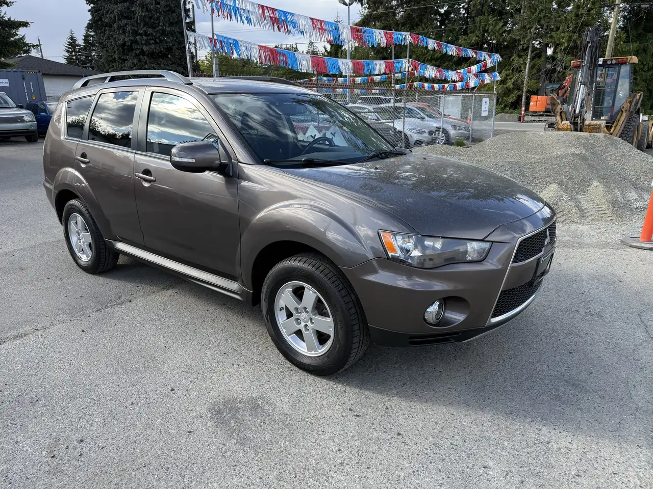 Mitsubishi Outlander снимка Mitsubishi Outlander