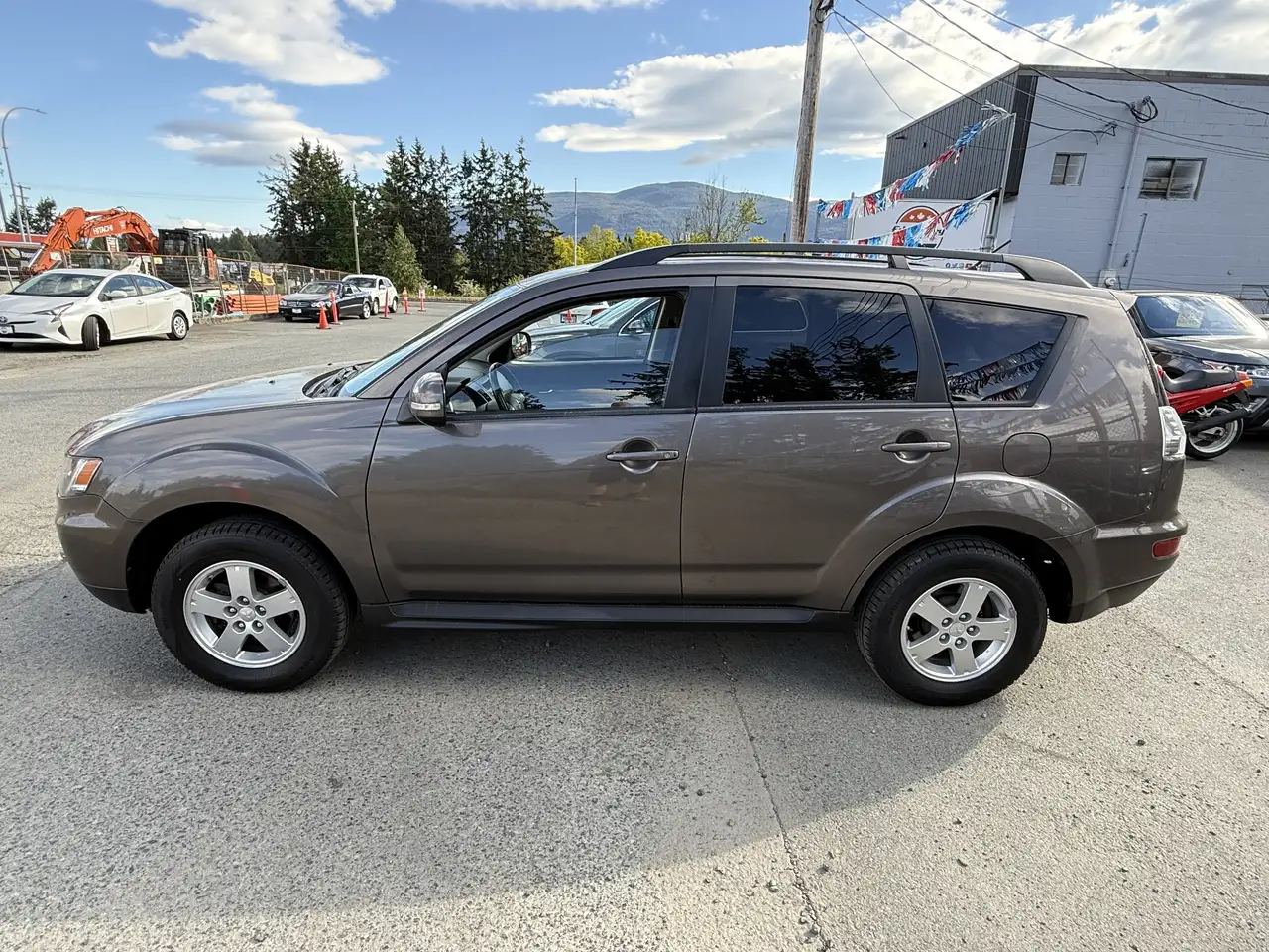 Mitsubishi Outlander снимка Mitsubishi Outlander