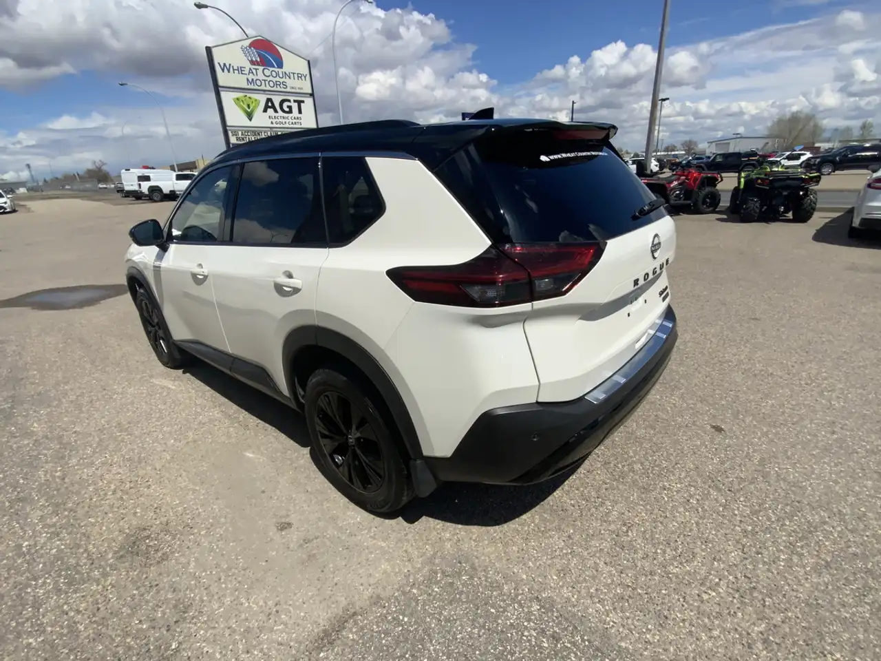 Nissan Rogue photo Nissan Rogue