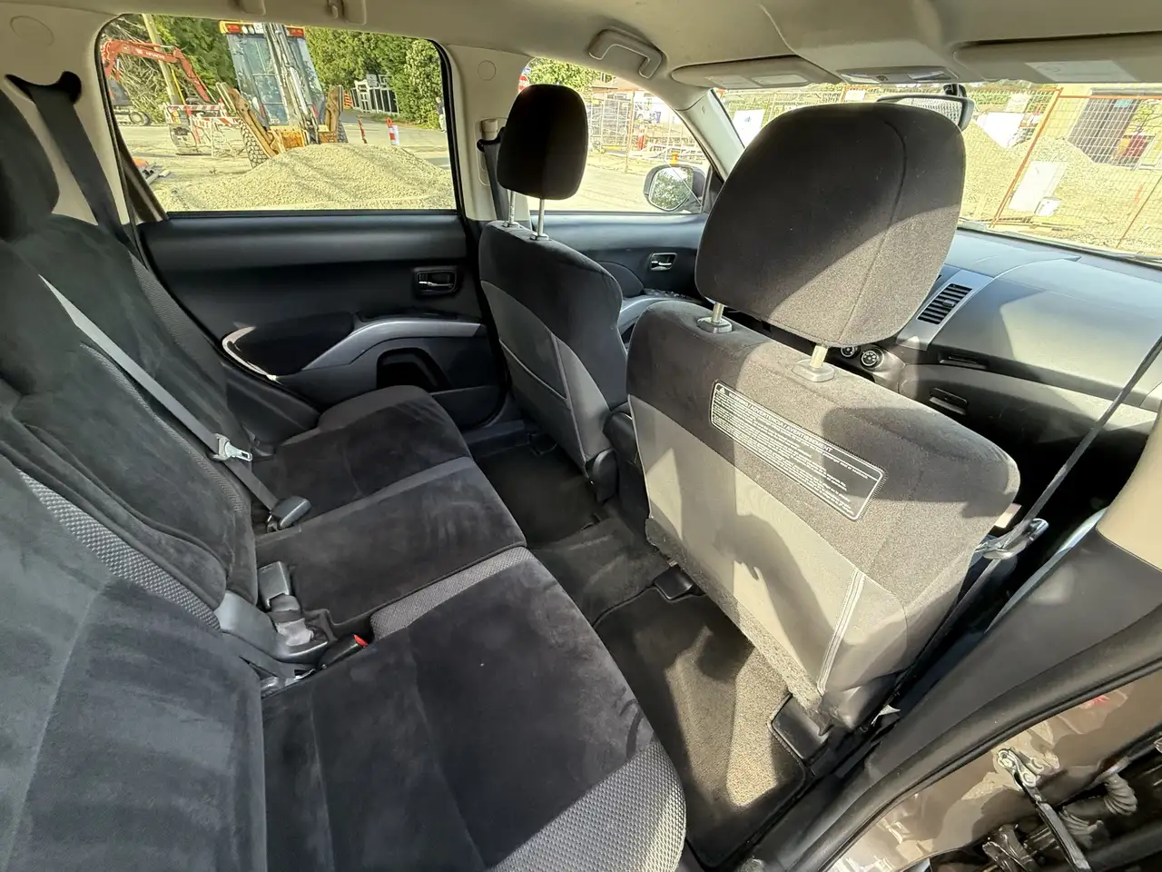 Mitsubishi Outlander снимка Mitsubishi Outlander