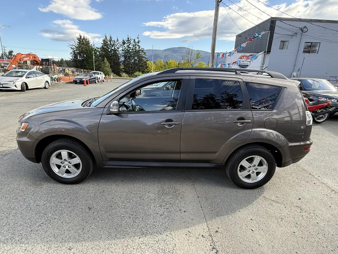 Mitsubishi Outlander снимка Mitsubishi Outlander