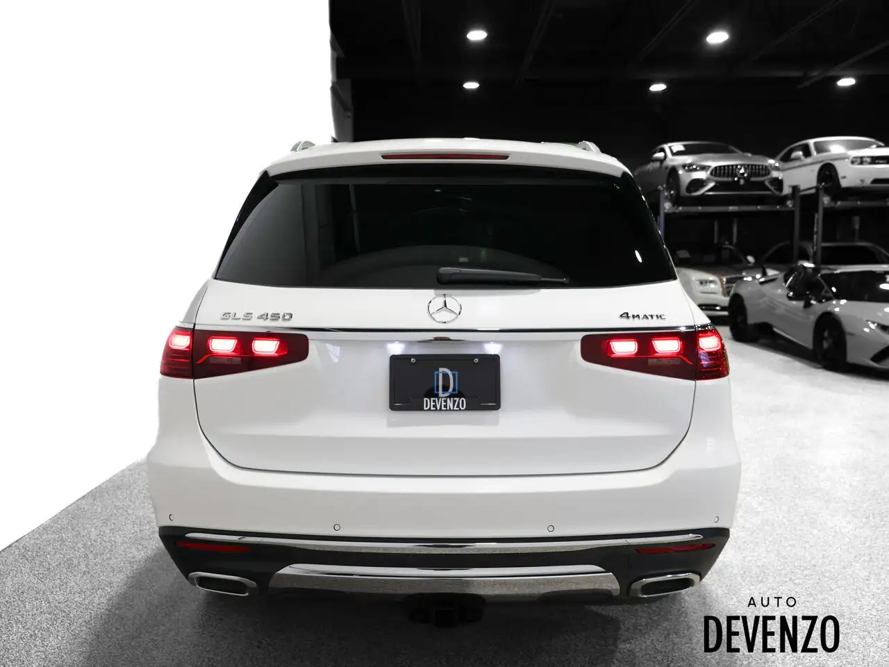 Mercedes-Benz GLS снимка Mercedes-Benz GLS