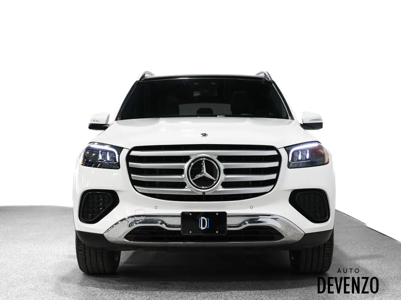 Mercedes-Benz GLS снимка Mercedes-Benz GLS