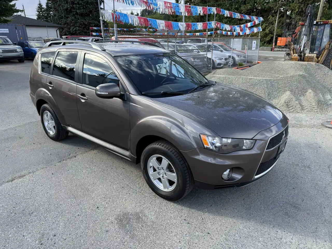 Mitsubishi Outlander снимка Mitsubishi Outlander