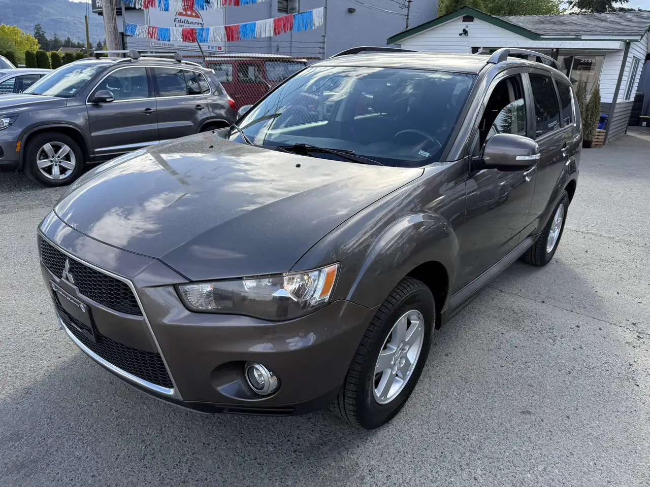 Mitsubishi Outlander снимка Mitsubishi Outlander