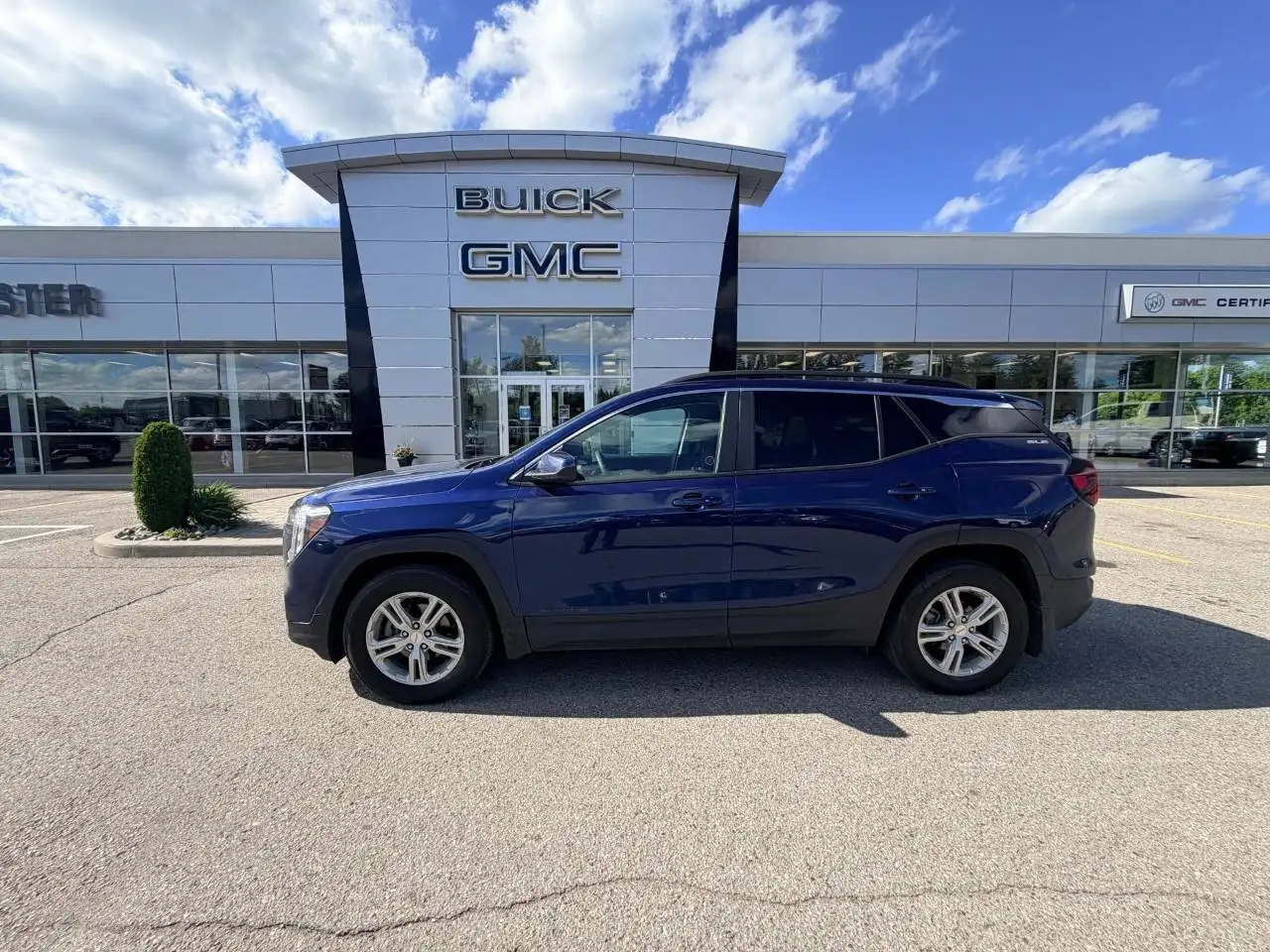 GMC Terrain photo GMC Terrain