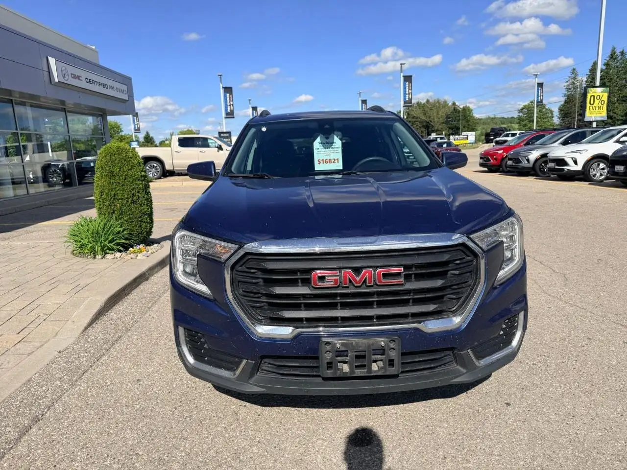 GMC Terrain photo GMC Terrain