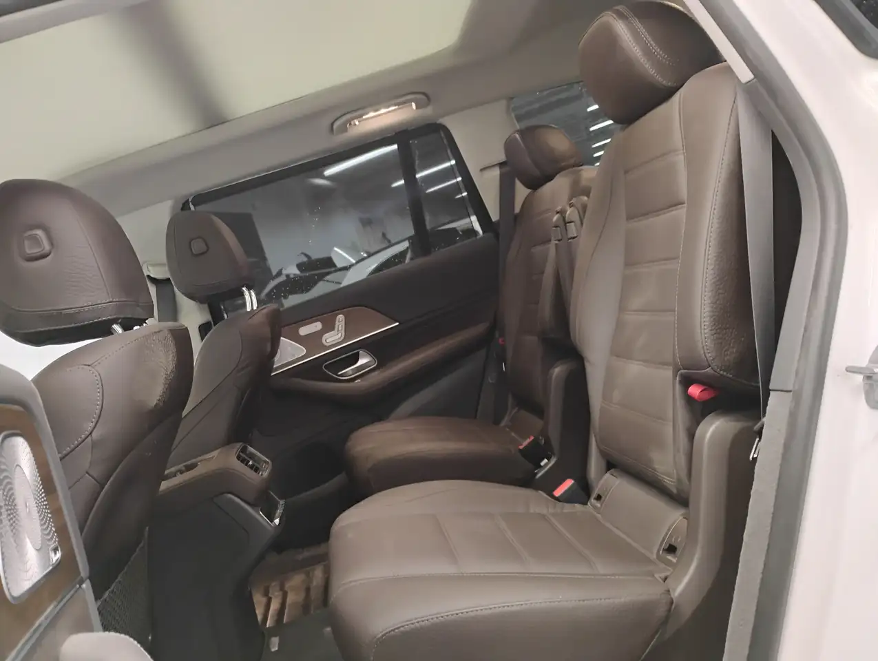 Mercedes-Benz GLS снимка Mercedes-Benz GLS