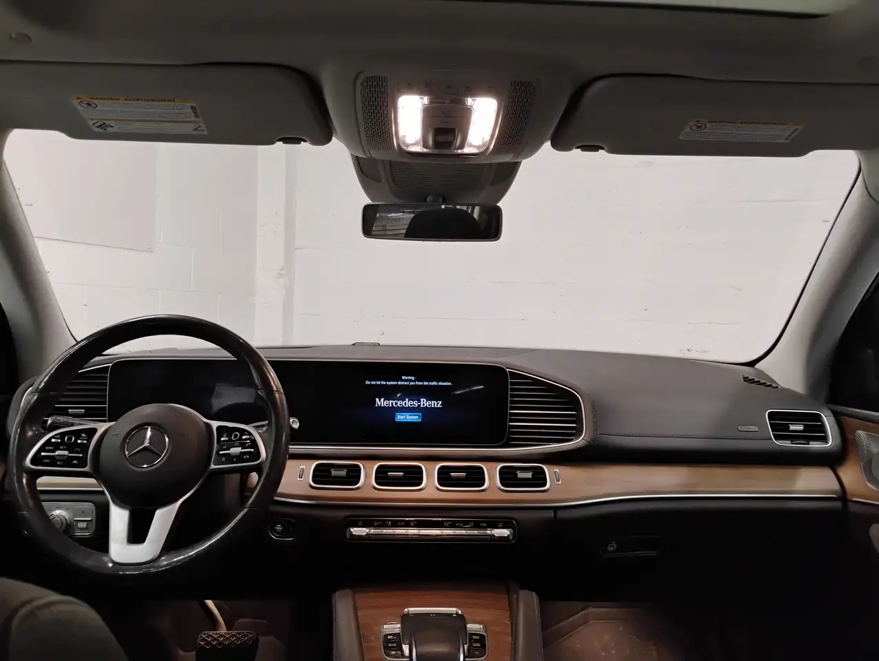 Mercedes-Benz GLS снимка Mercedes-Benz GLS
