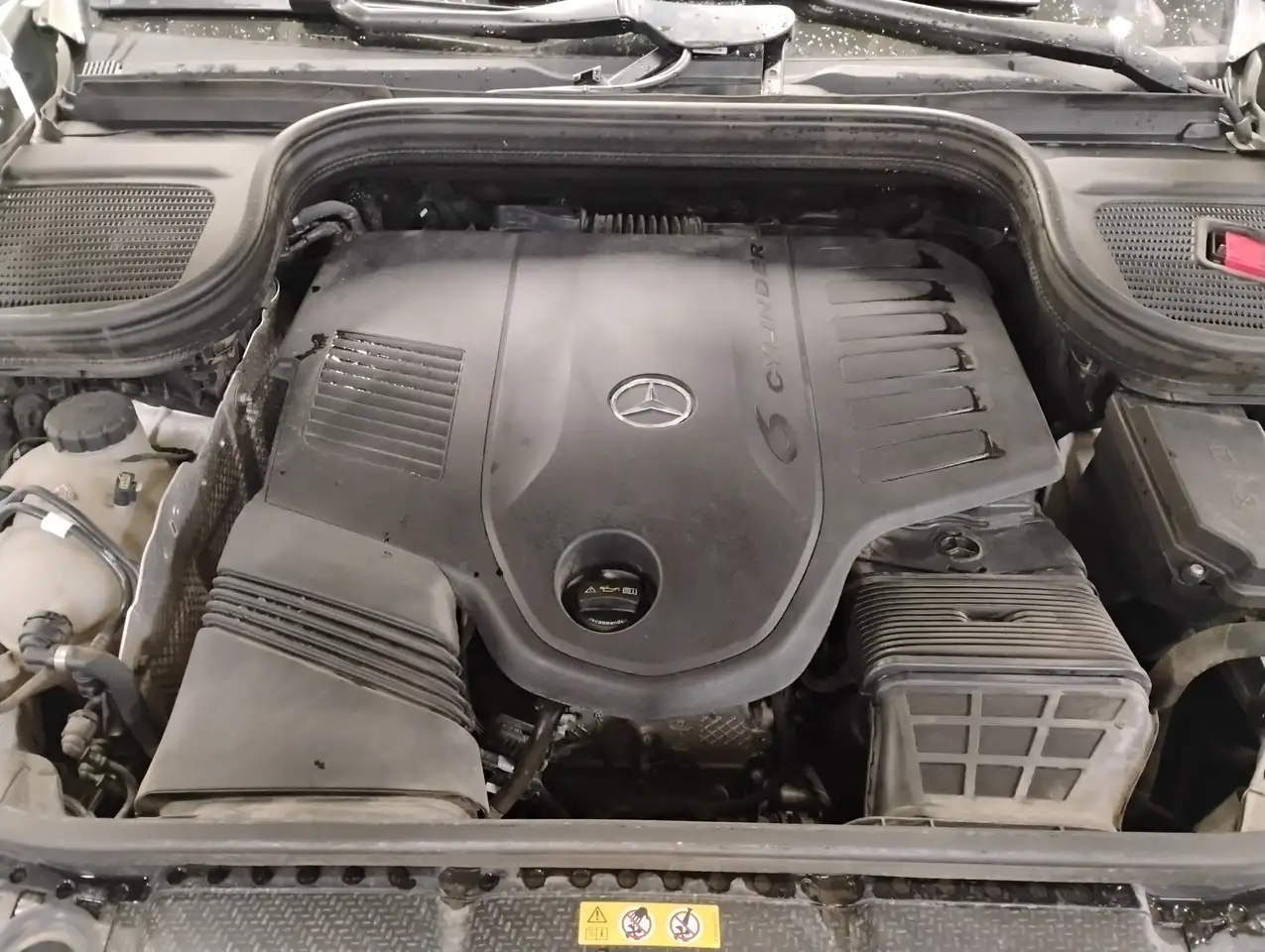 Mercedes-Benz GLS снимка Mercedes-Benz GLS