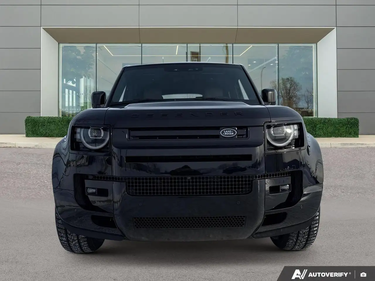 Land Rover Defender снимка Land Rover Defender