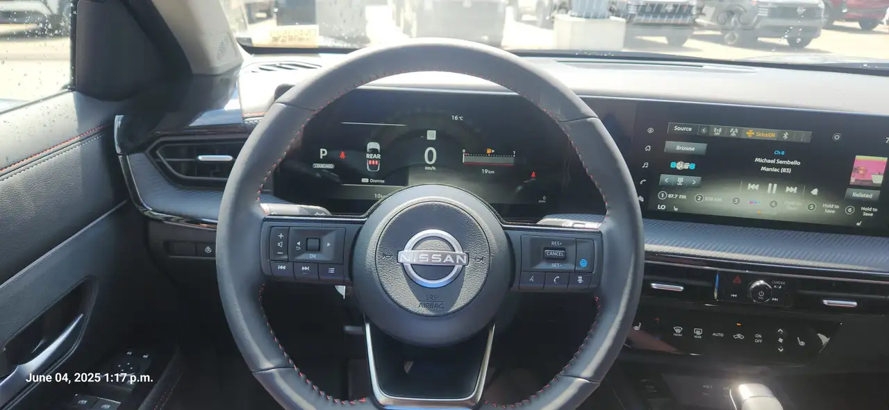 Nissan Kicks photo Nissan Kicks