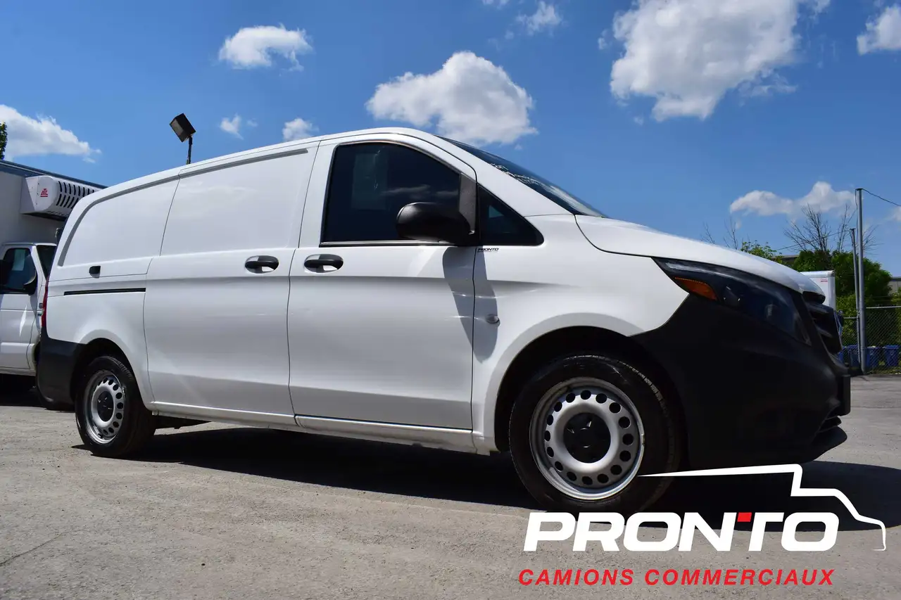 Mercedes-Benz Metris Cargo Van снимка Mercedes-Benz Metris Cargo Van