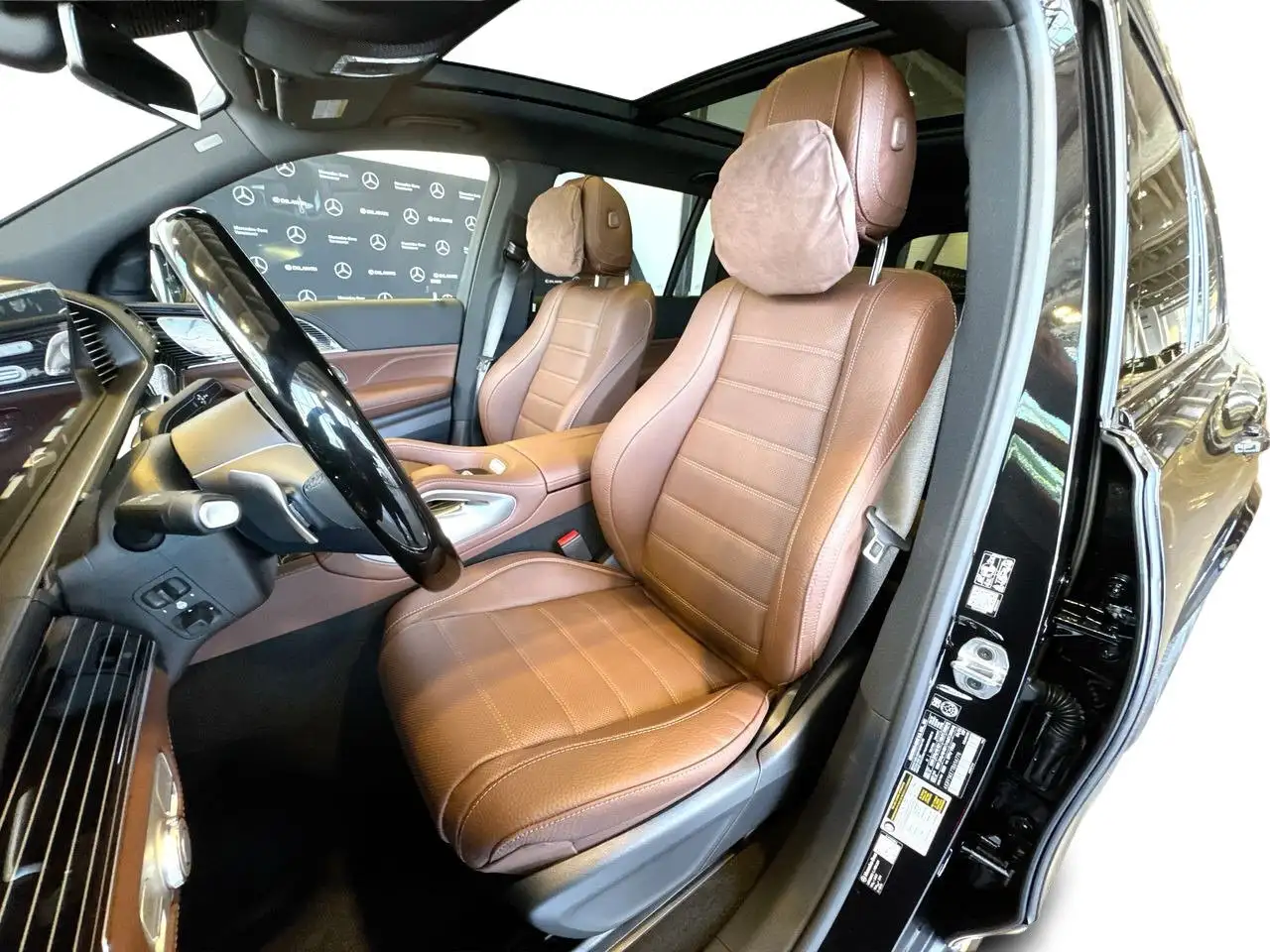 Mercedes-Benz GLS снимка Mercedes-Benz GLS