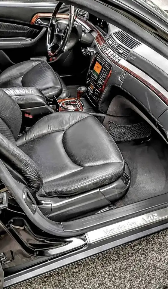 Mercedes-Benz S-Class снимка Mercedes-Benz S-Class