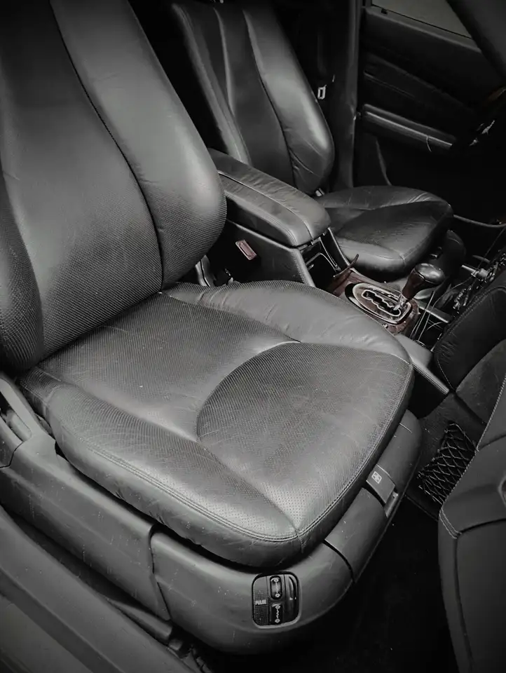 Mercedes-Benz S-Class снимка Mercedes-Benz S-Class