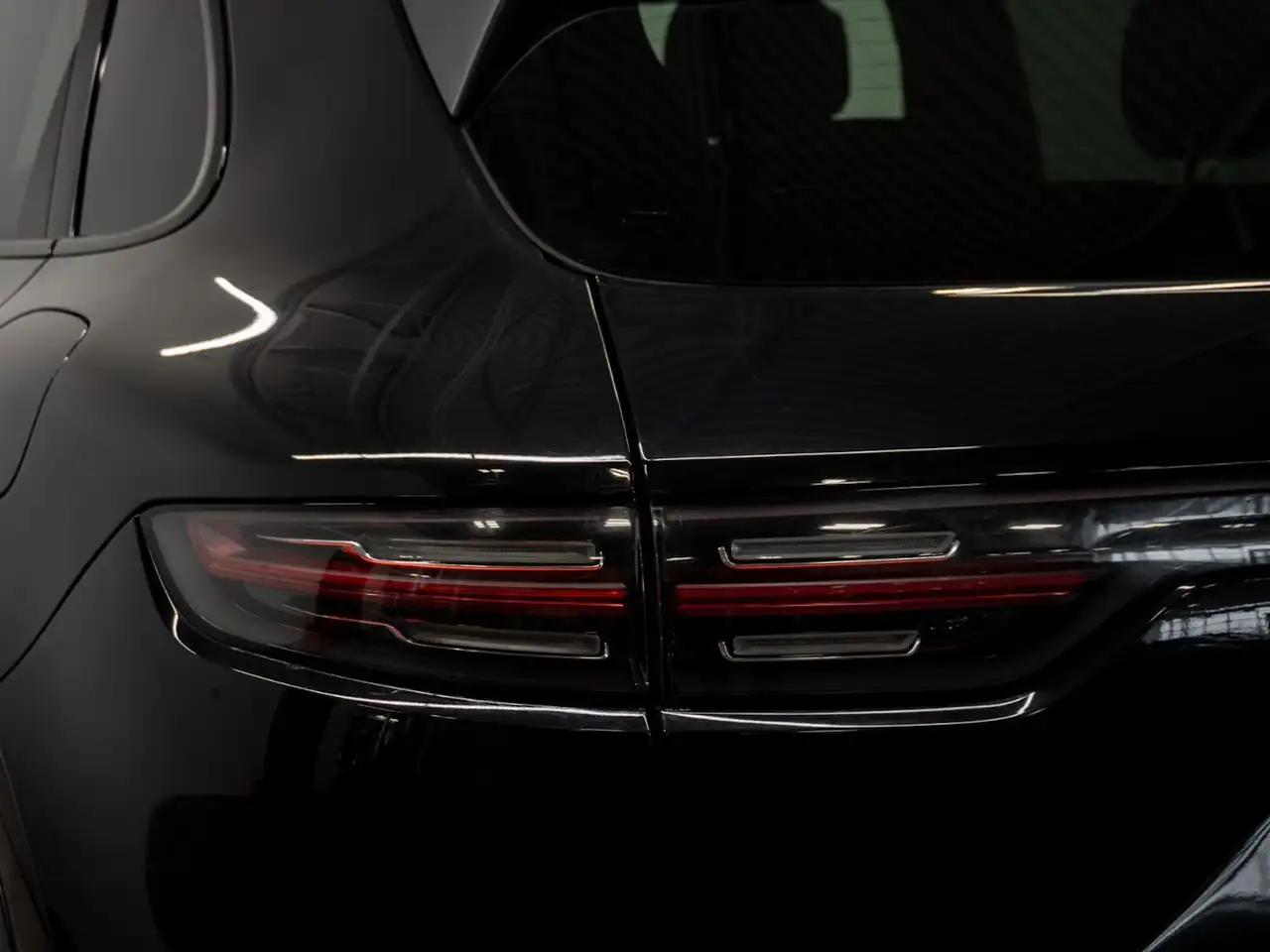 Porsche Cayenne photo Porsche Cayenne