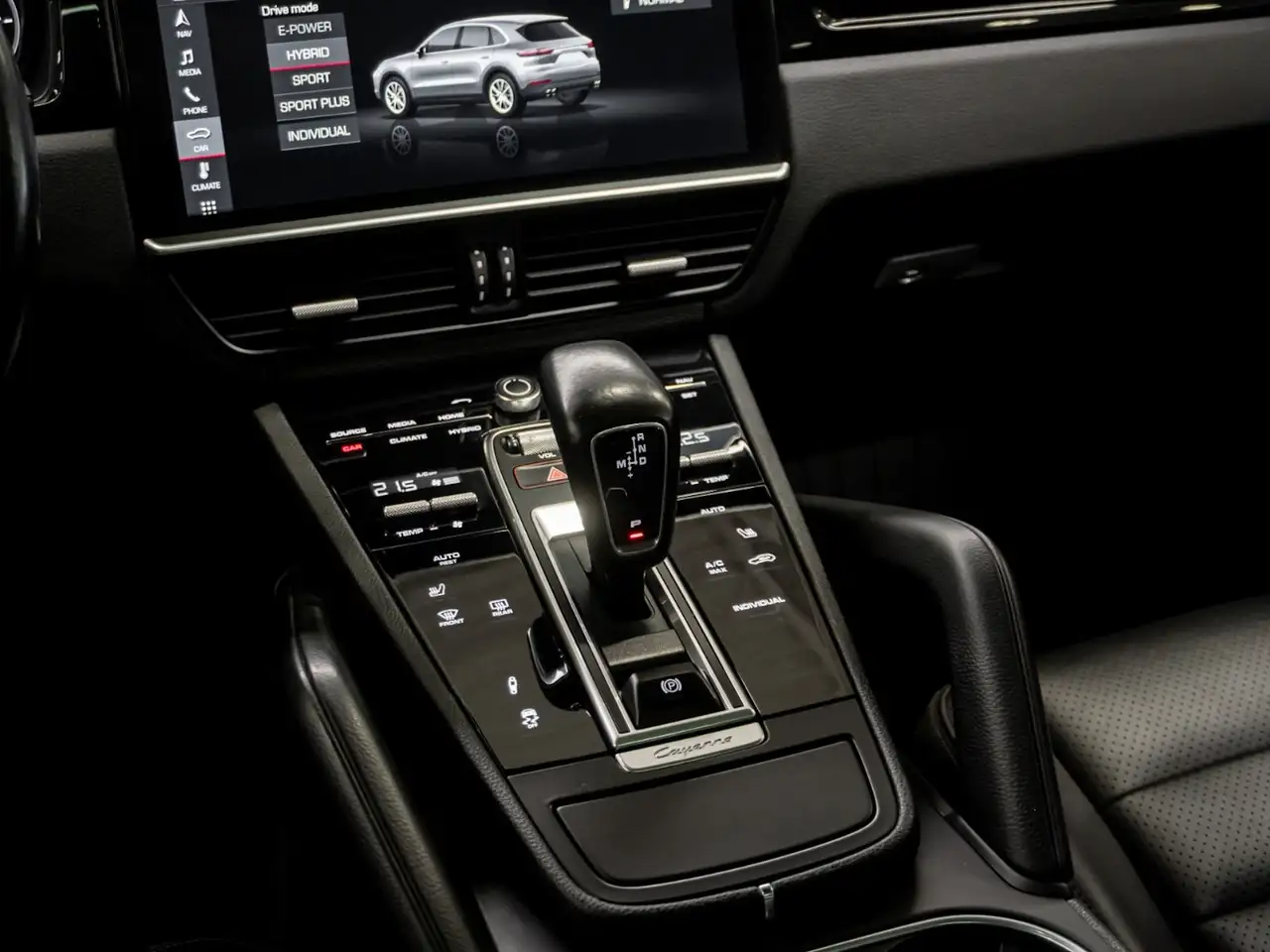 Porsche Cayenne photo Porsche Cayenne