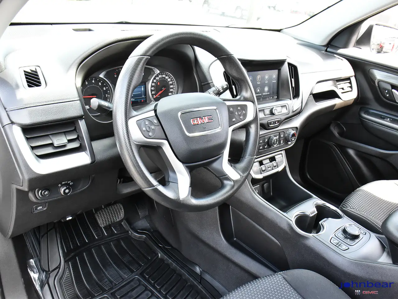 GMC Terrain photo GMC Terrain