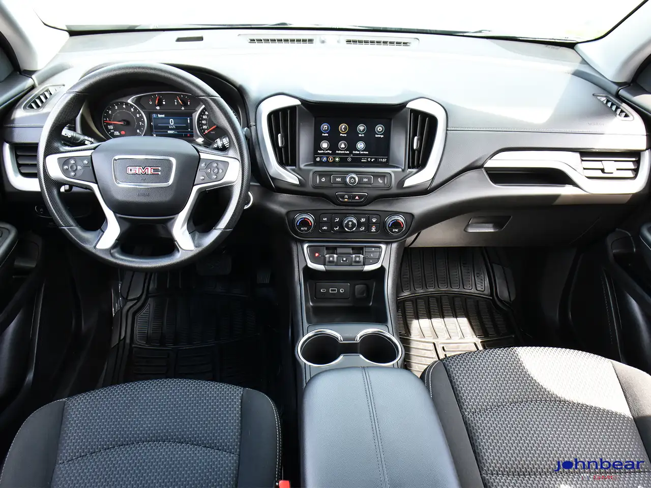 GMC Terrain photo GMC Terrain