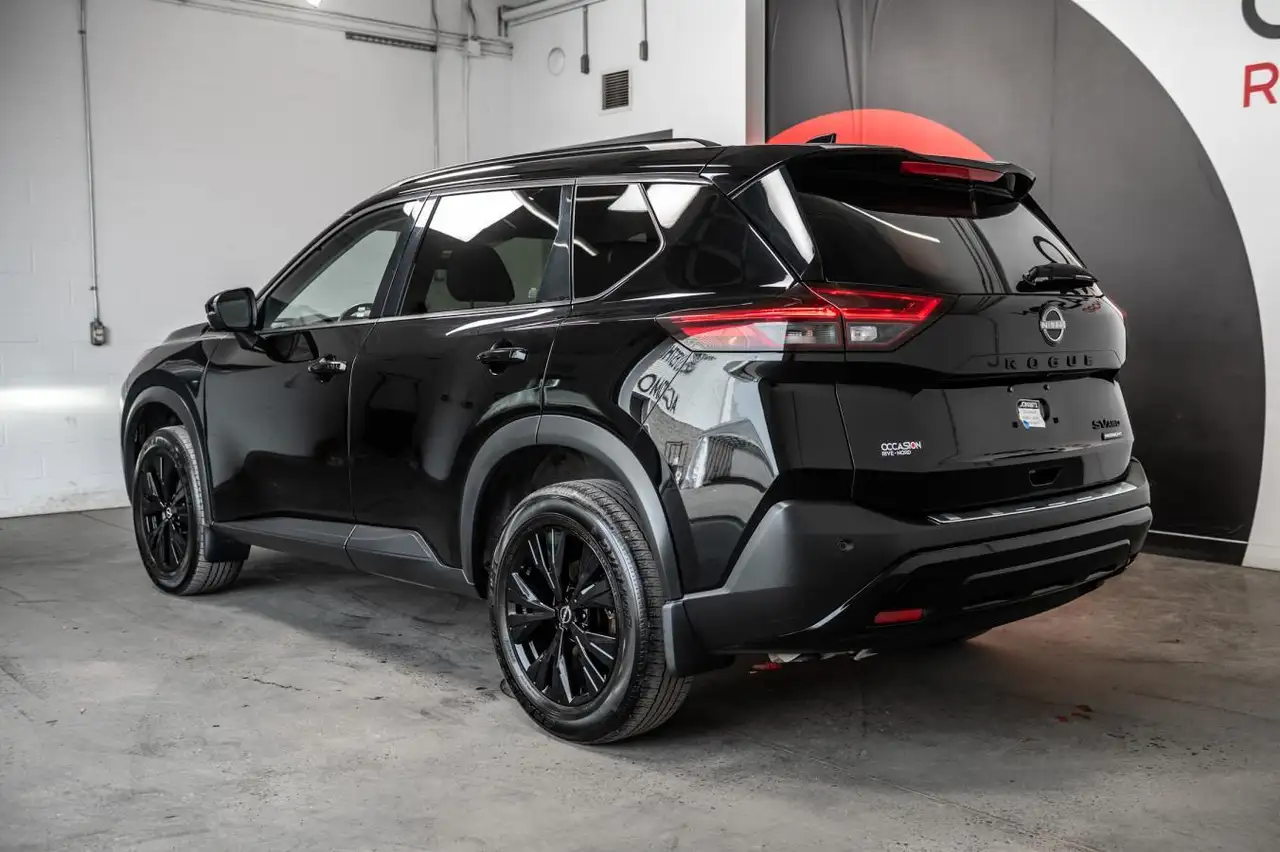 Nissan Rogue снимка Nissan Rogue