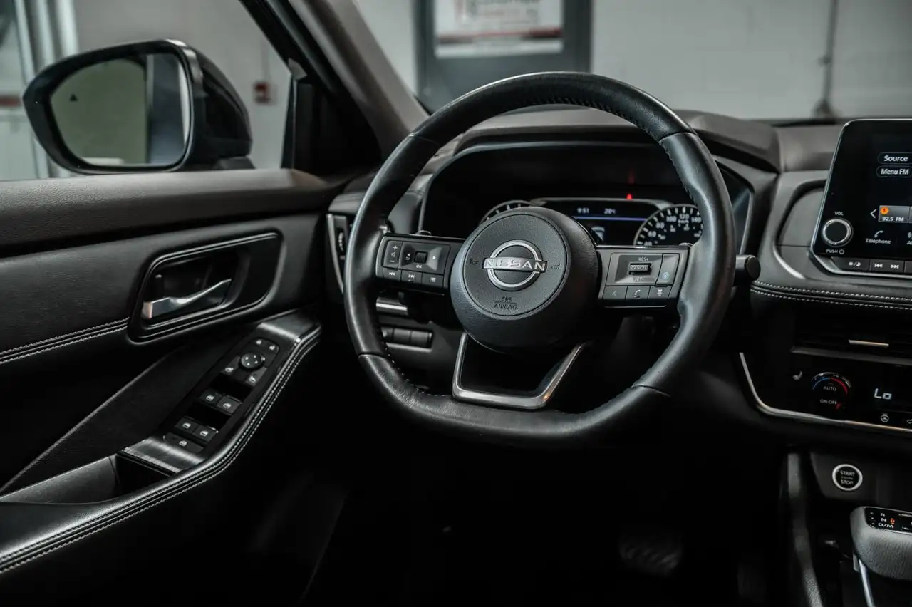 Nissan Rogue снимка Nissan Rogue